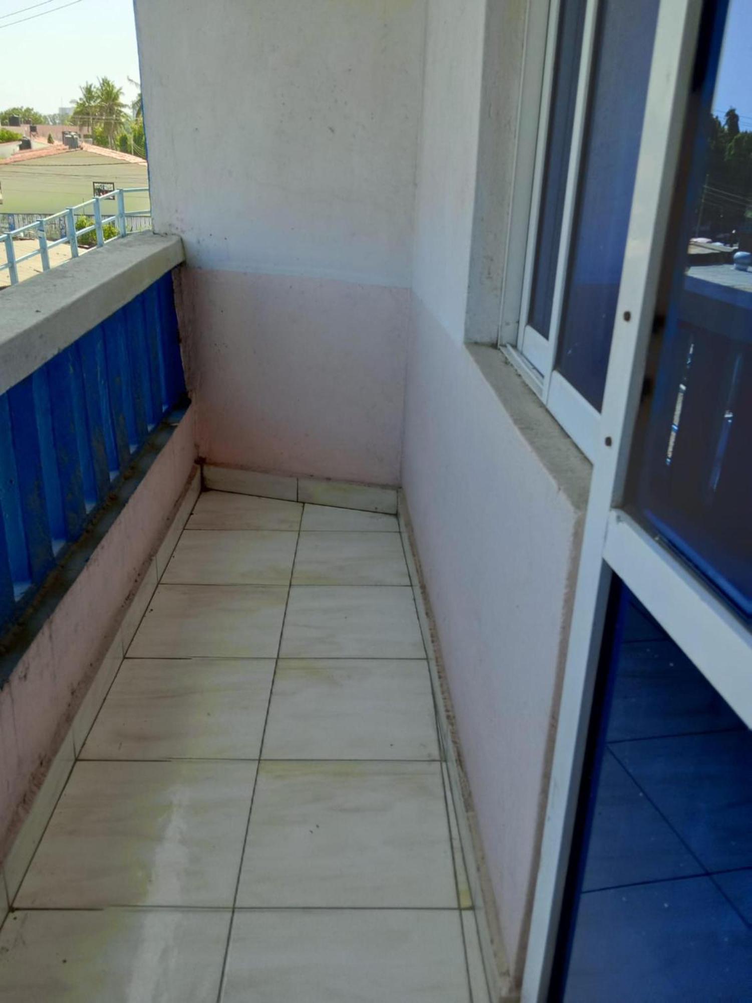 Checkpoint Inn Hotel, Mombasa Zewnętrze zdjęcie