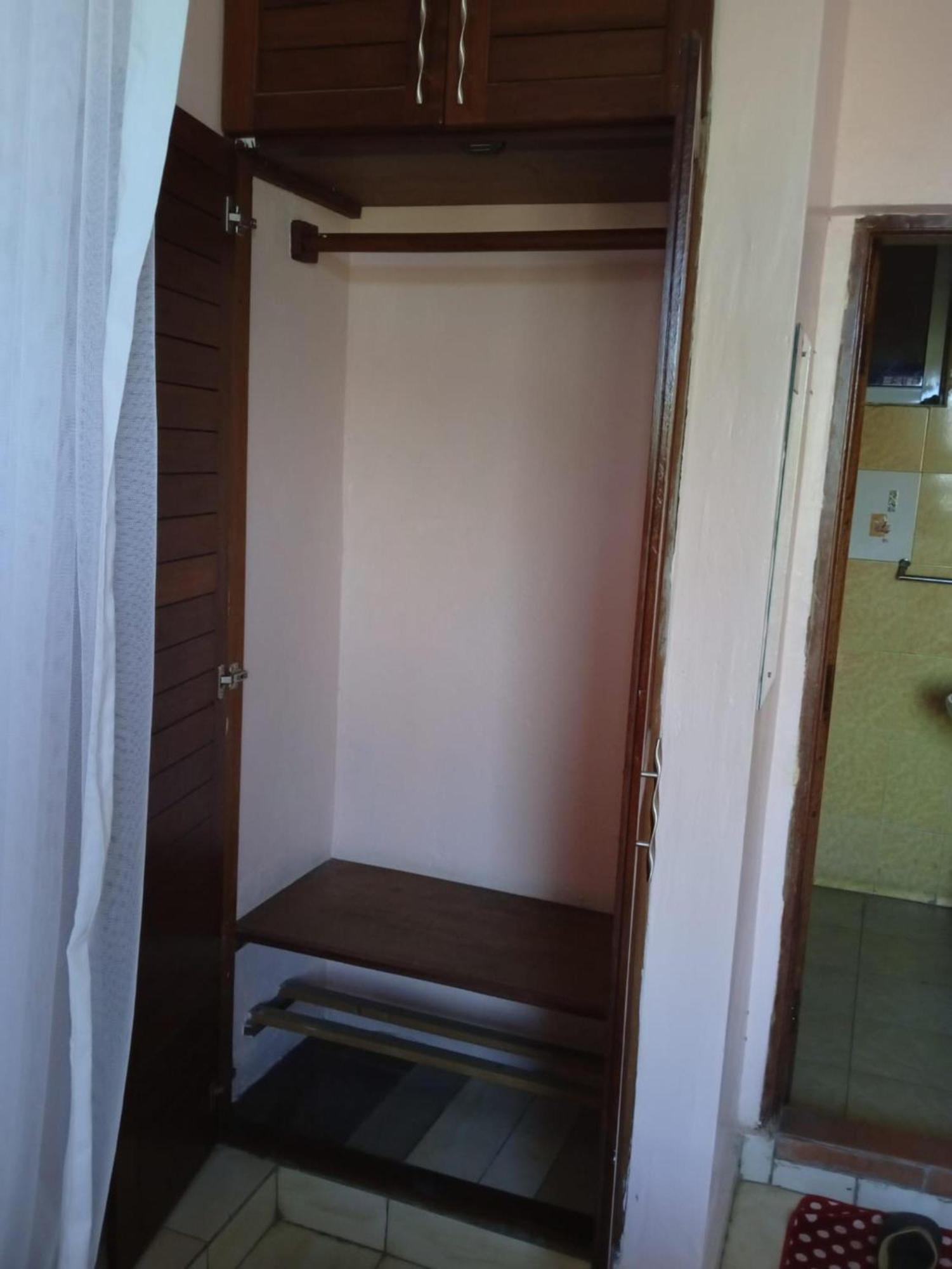 Checkpoint Inn Hotel, Mombasa Zewnętrze zdjęcie